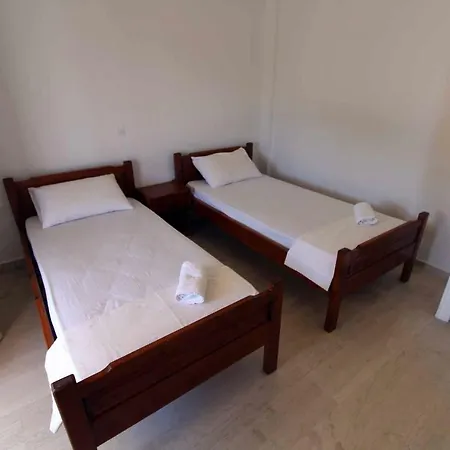 Kaminaki Apartmán Katávolos